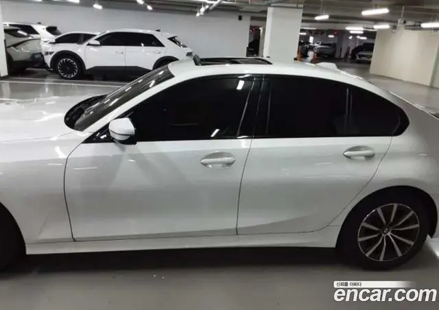 BMW 3 серия 2023 2.0 автомат (гидро), миниатюра 5