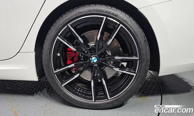 BMW 3 серия 2025 3.0 автомат (гидро), миниатюра 7