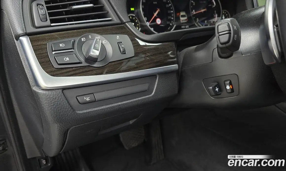 BMW 5 серия 2015 2.0 автомат (гидро), фото 16