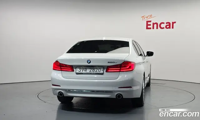 BMW 5 серия 2018 2.0 автомат (гидро), миниатюра 4