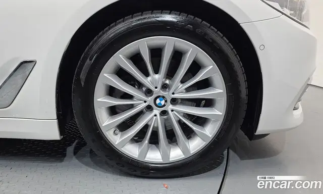 BMW 5 серия 2018 2.0 автомат (гидро), миниатюра 5