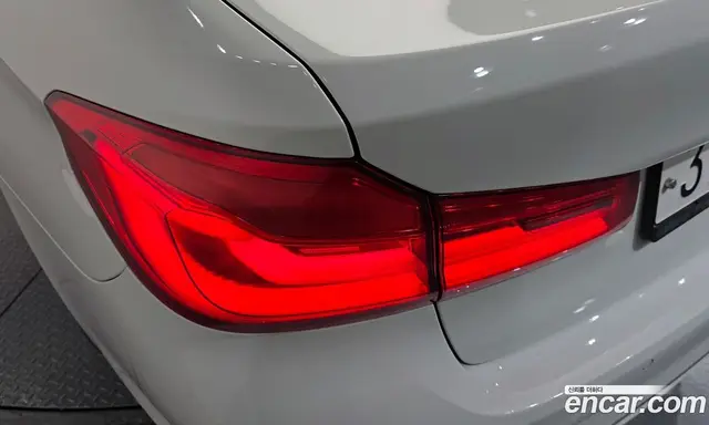 BMW 5 серия 2018 2.0 автомат (гидро), миниатюра 9