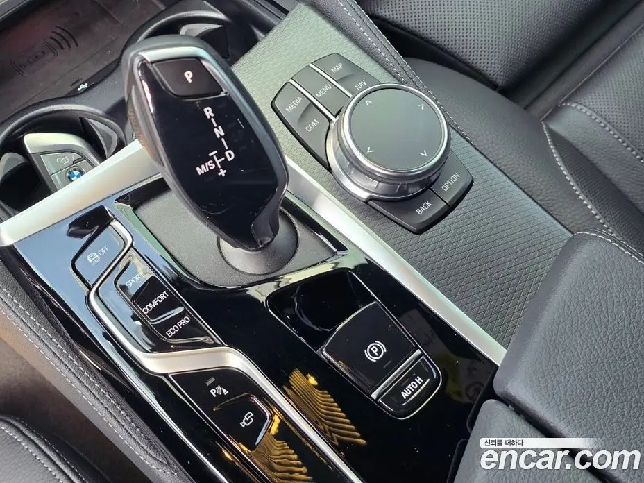 BMW 5 серия 2023 2.0 автомат (гидро), фото 11