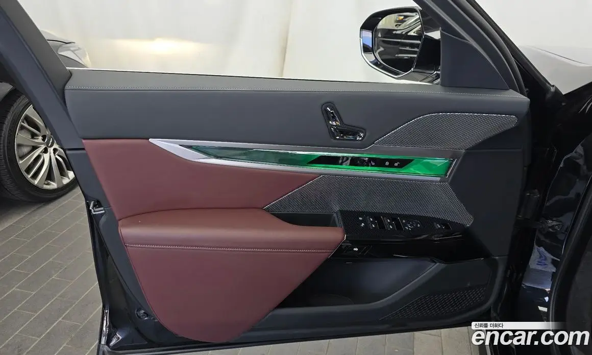 BMW 7 серия 2024 3.0 автомат (гидро), фото 14