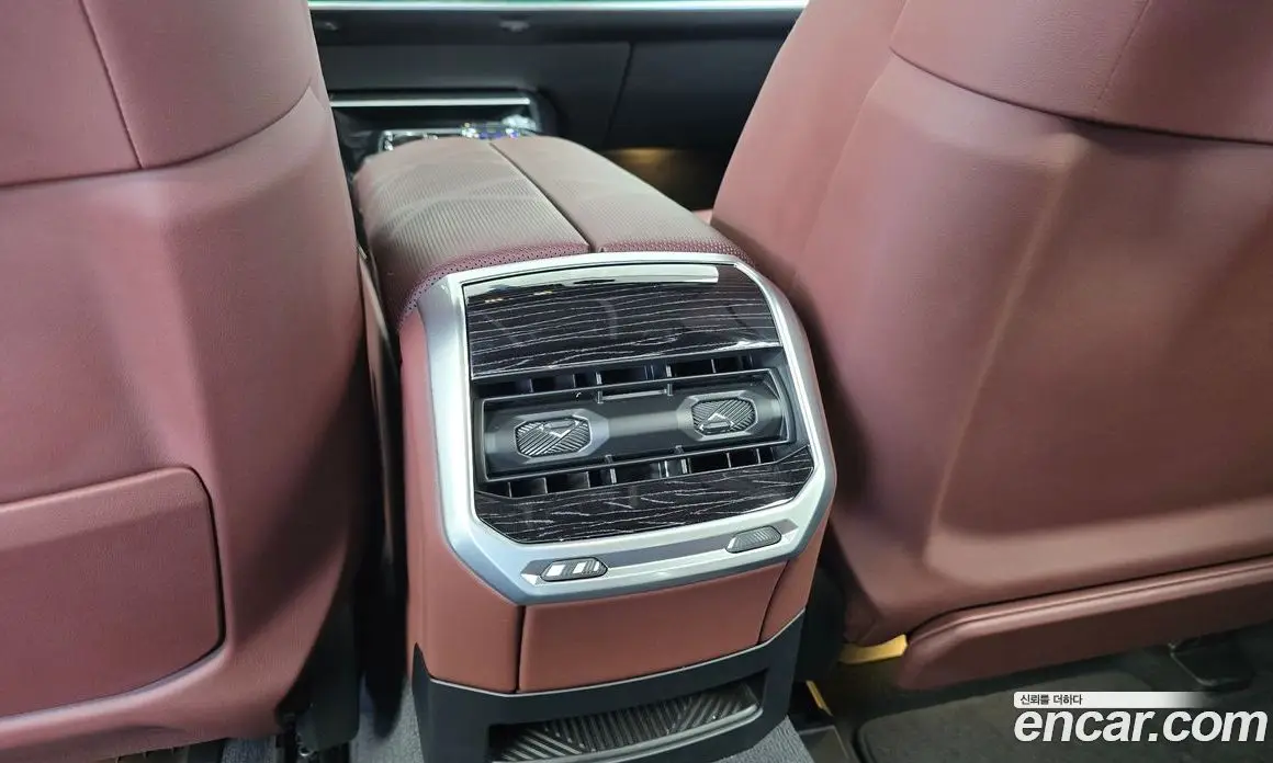 BMW 7 серия 2024 3.0 автомат (гидро), фото 31