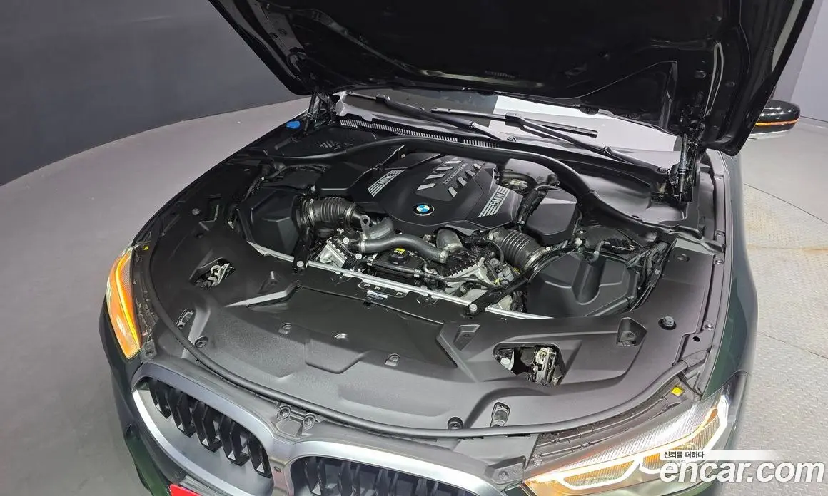 BMW 8 серия 2022 4.4 автомат (гидро), фото 5