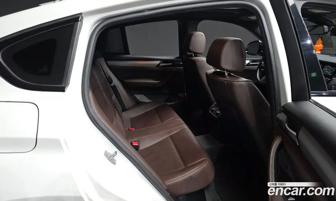 BMW X4 2018 2.0 автомат (гидро), фото 12