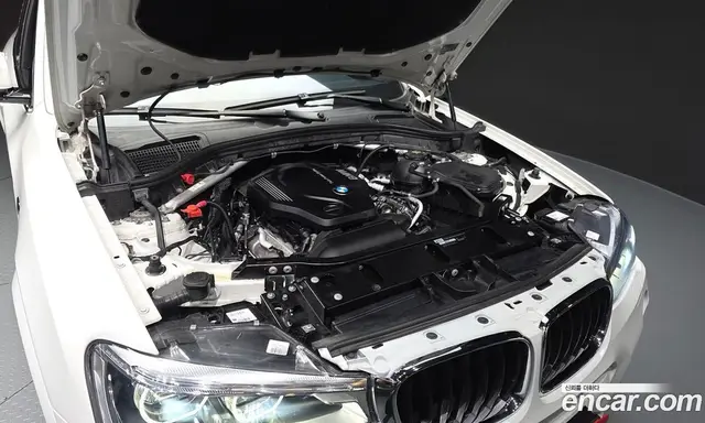 BMW X4 2018 2.0 автомат (гидро), миниатюра 6