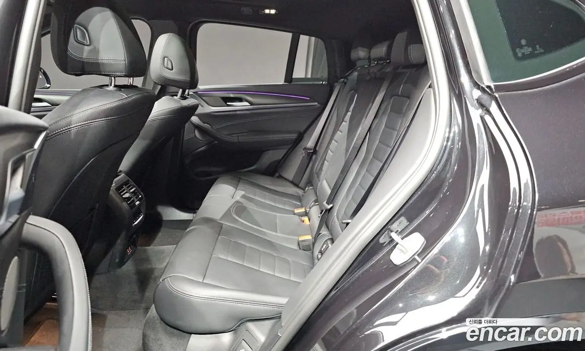 BMW X4 2025 2.0 автомат (гидро), фото 16