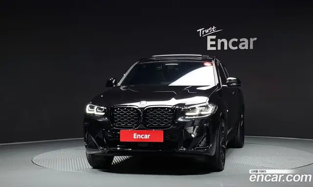BMW X4 2025 2.0 автомат (гидро), миниатюра 3