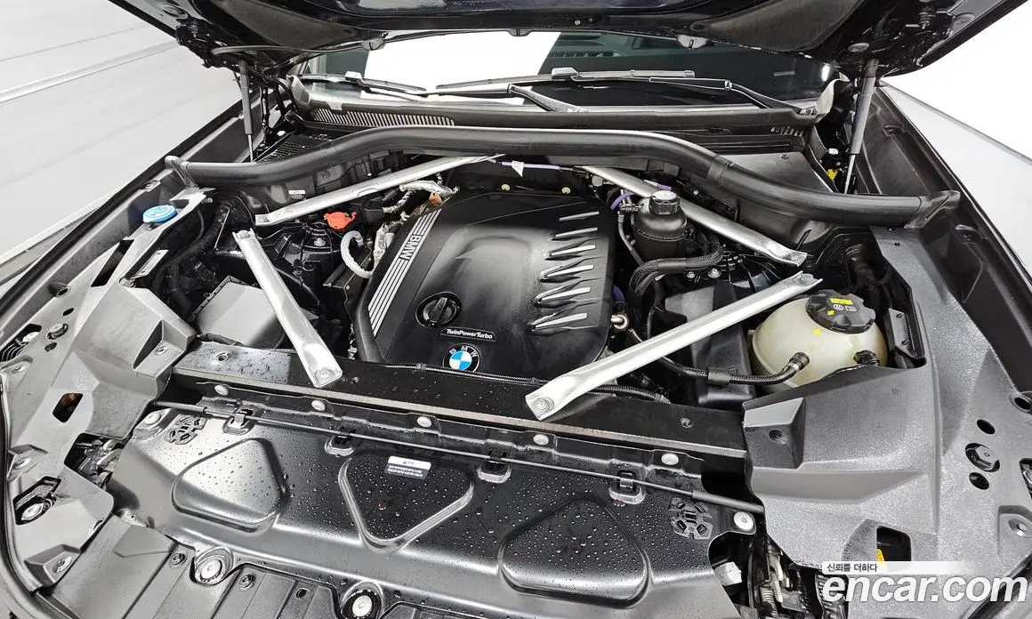 BMW X5 2023 3.0 автомат (гидро), фото 6