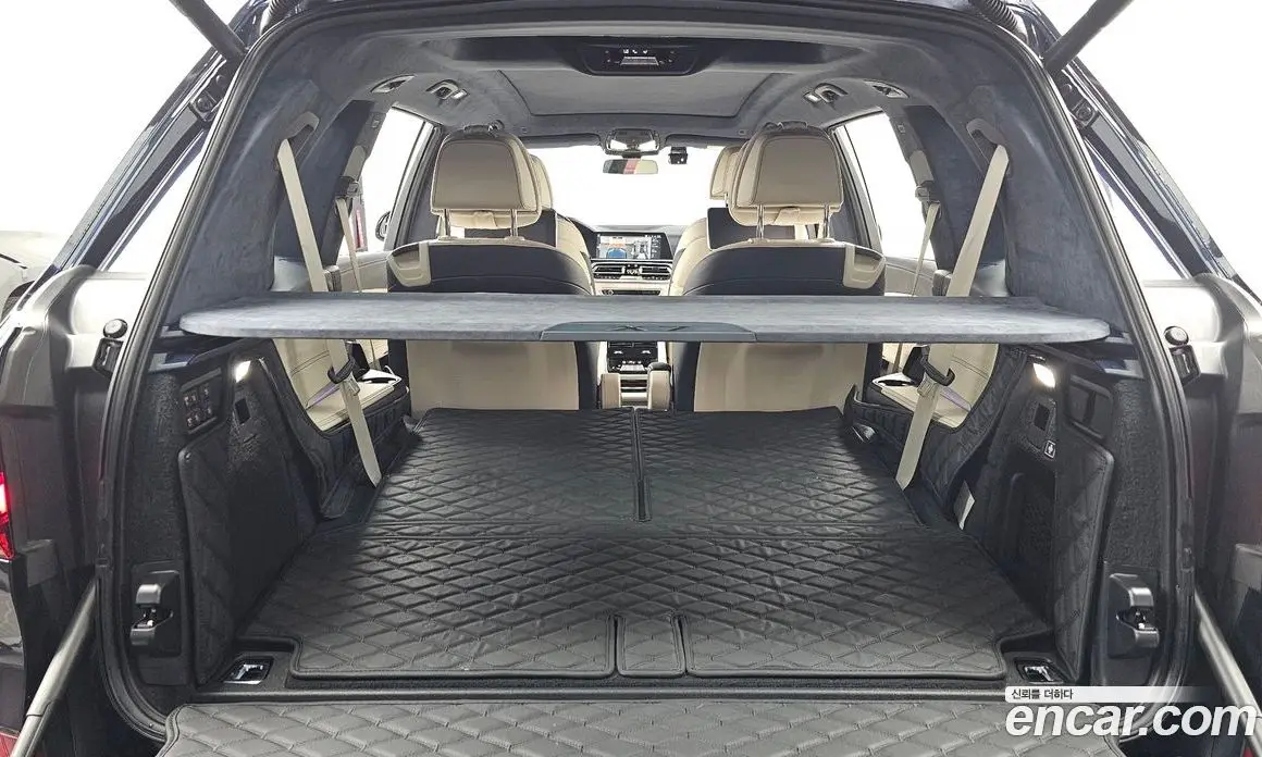 BMW X7 2022 4.4 автомат (гидро), фото 26