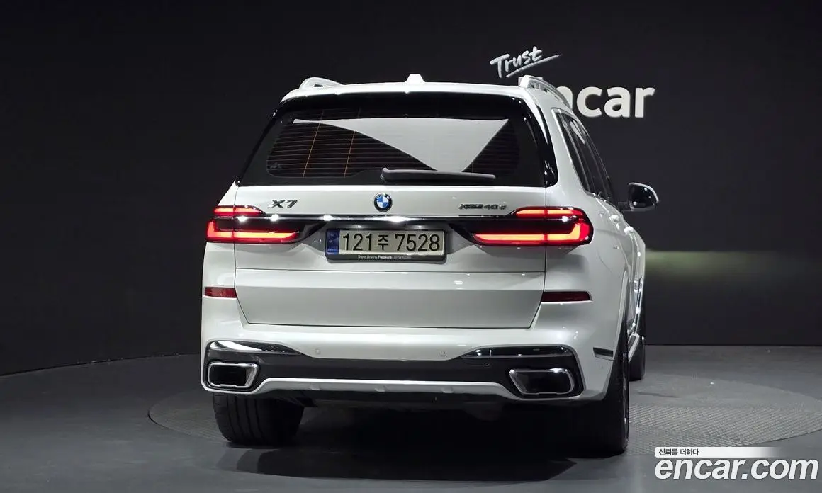 BMW X7 2024 3.0 автомат (гидро), фото 4