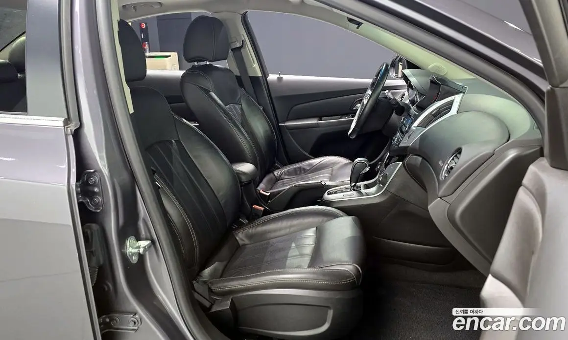 Chevrolet Cruze 2013 1.8 автомат (гидро), фото 10 Chevrolet Cruze 2013 1.8 автомат (гидро), фото 10