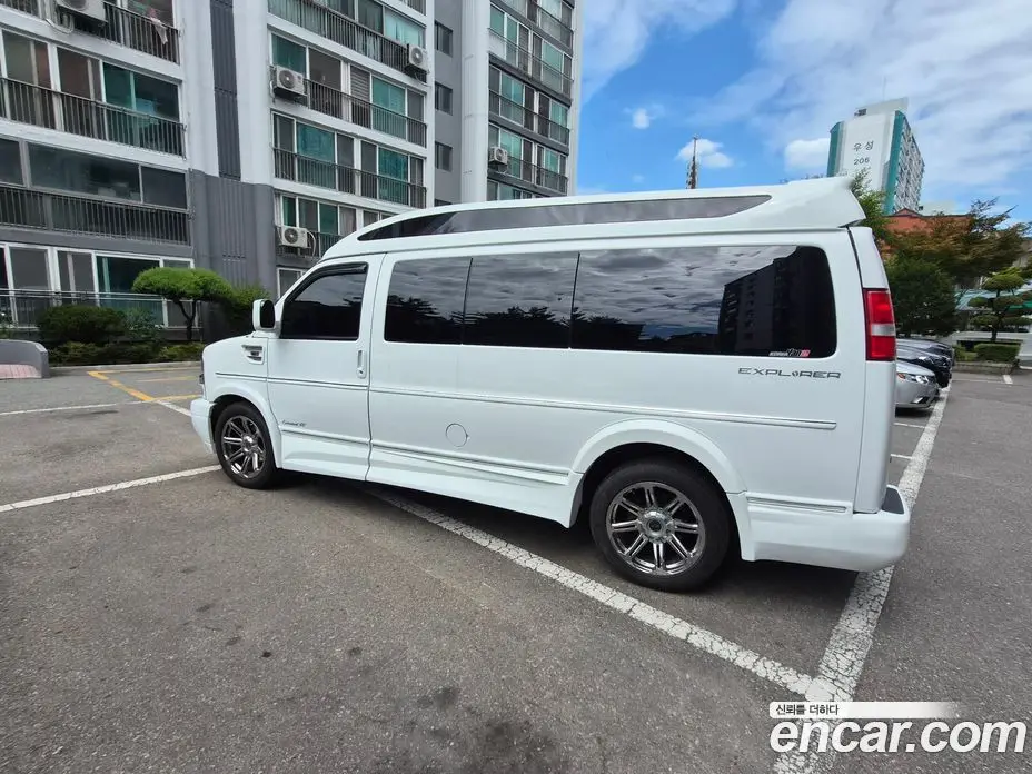 Chevrolet Express Van 2015 6.0 автомат (гидро), фото 3
