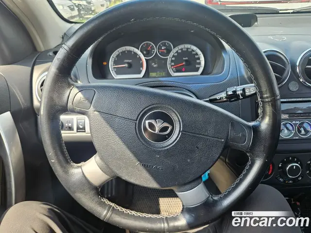 Chevrolet Gentra 2009 1.2 автомат (гидро), миниатюра 12