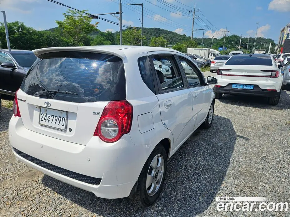 Chevrolet Gentra 2009 1.2 автомат (гидро), фото 5