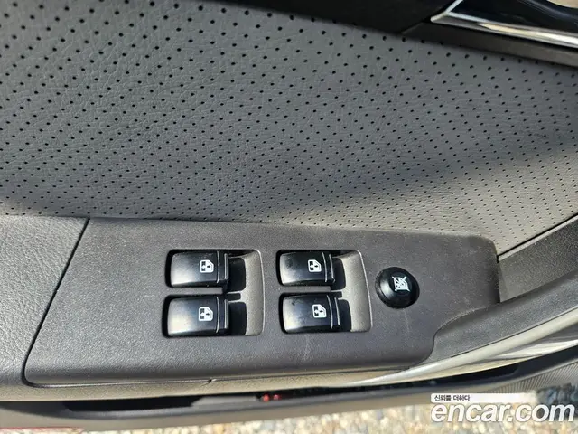 Chevrolet Gentra 2009 1.2 автомат (гидро), миниатюра 9