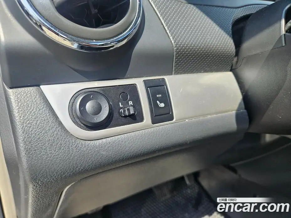 Chevrolet Gentra 2009 1.2 автомат (гидро), фото 10