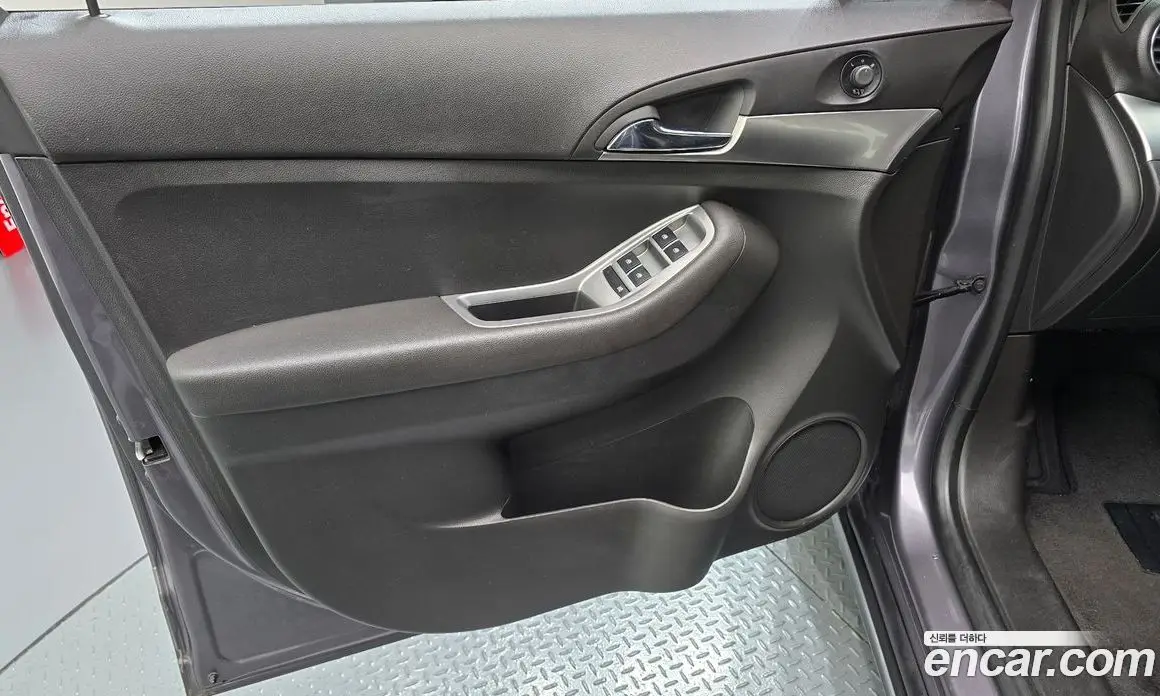 Chevrolet Orlando 2013 2.0 автомат (гидро), фото 14