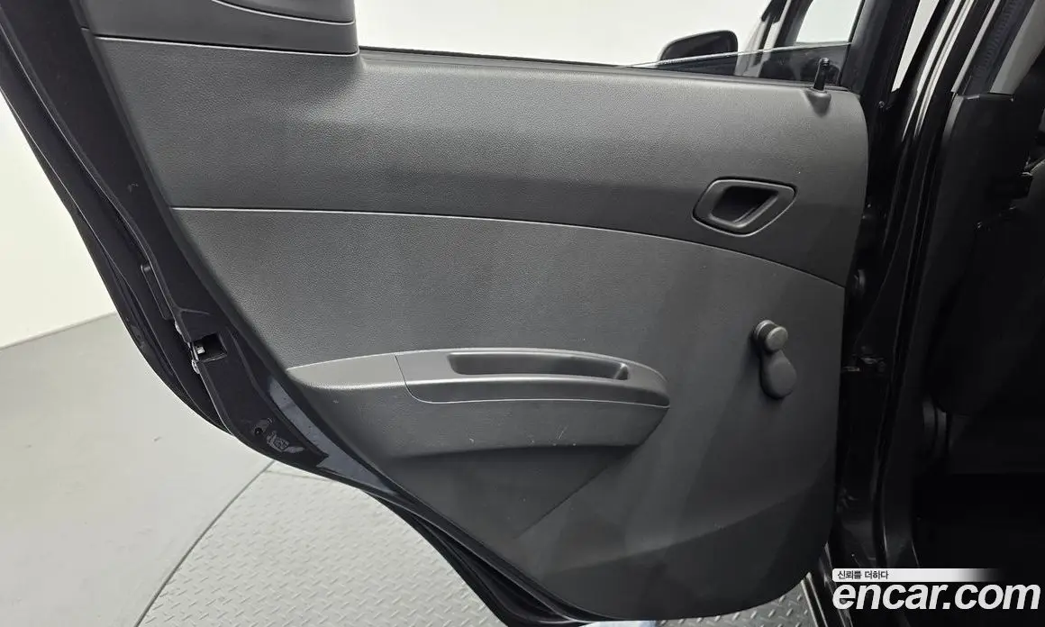 Chevrolet Spark 2013 1.0 автомат (гидро), фото 15