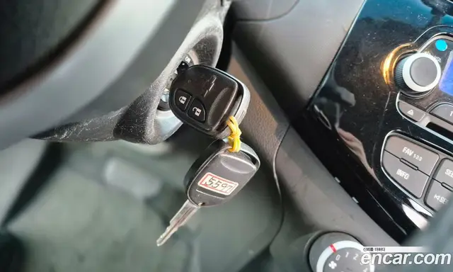 Chevrolet Spark 2013 1.0 автомат (гидро), миниатюра 12