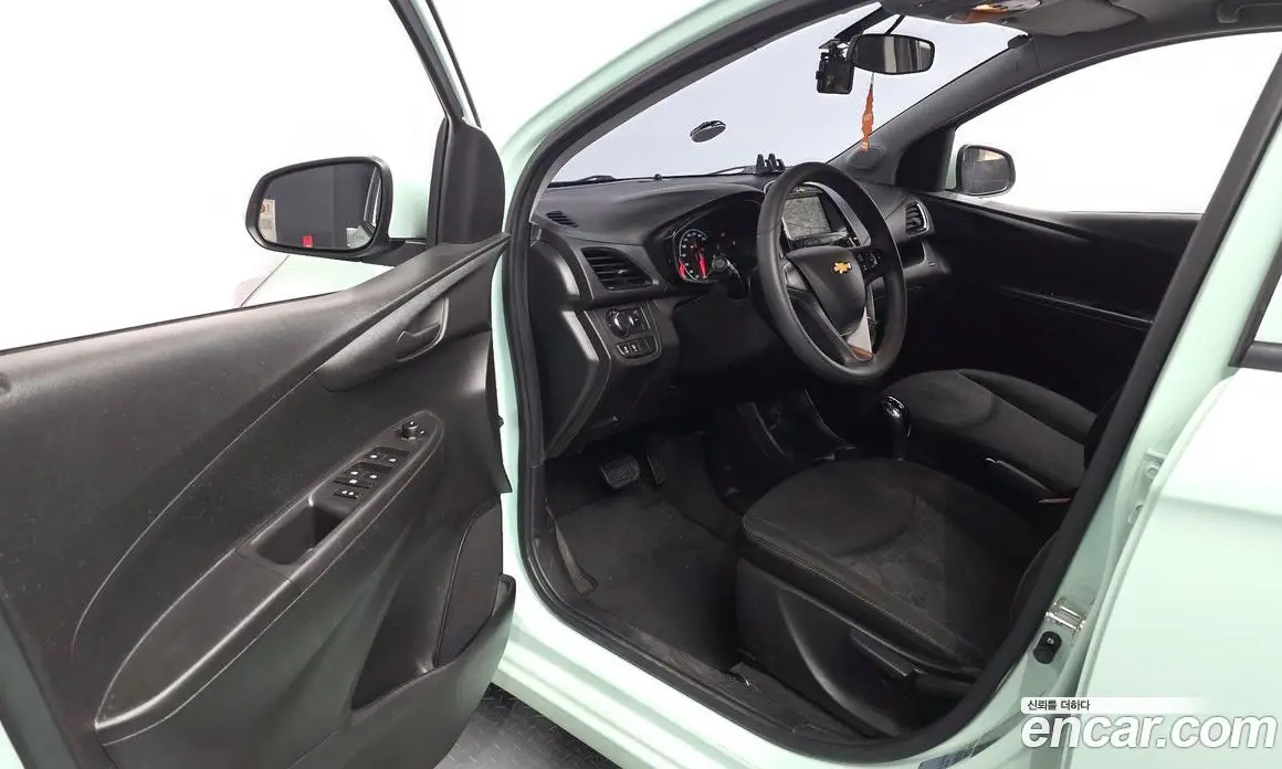 Chevrolet Spark 2017 1.0 автомат (гидро), фото 13