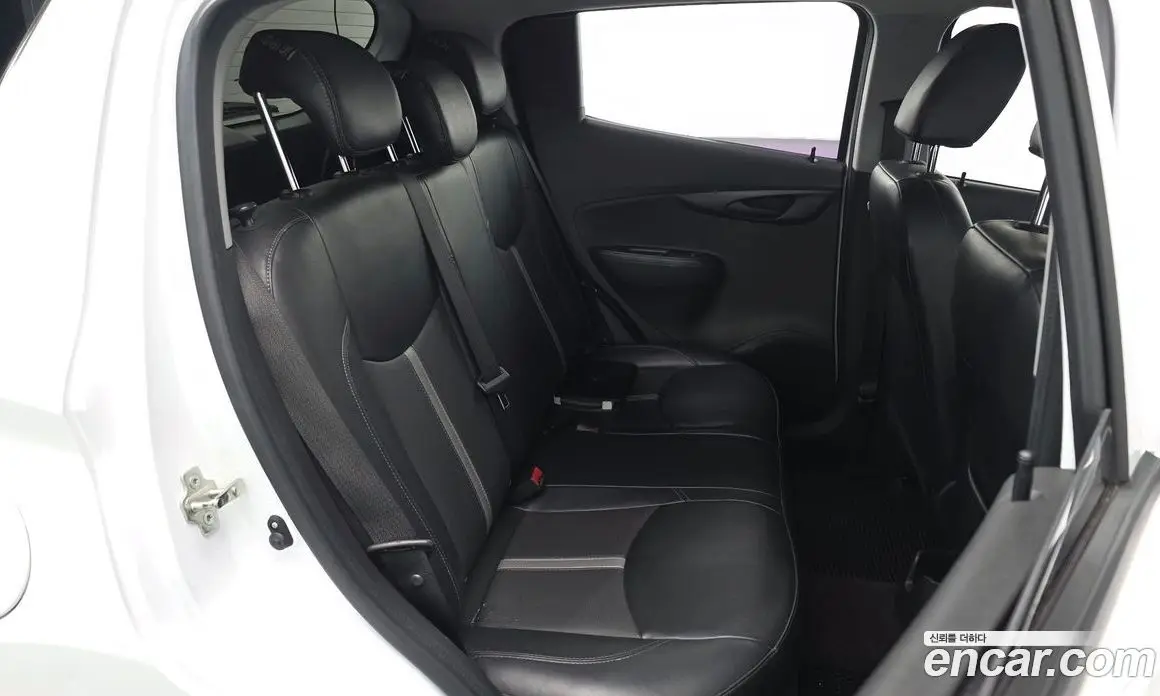 Chevrolet Spark 2018 1.0 автомат (гидро), фото 16 Chevrolet Spark 2018 1.0 автомат (гидро), фото 16