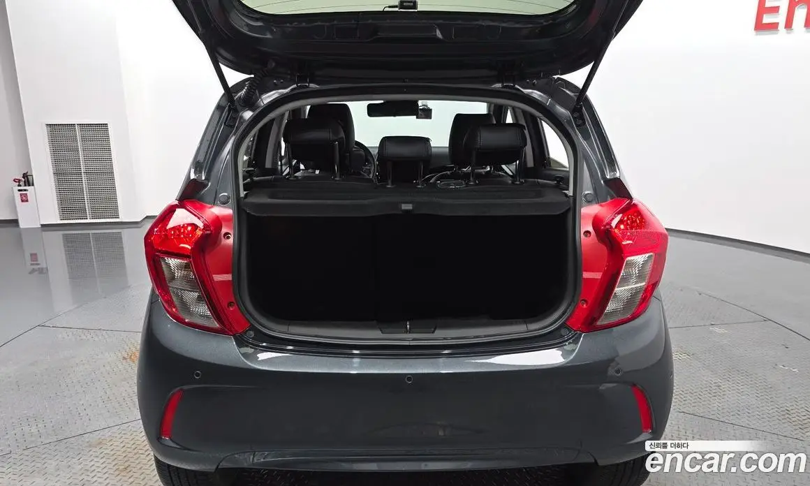 Chevrolet Spark 2019 1.0 автомат (гидро), фото 20