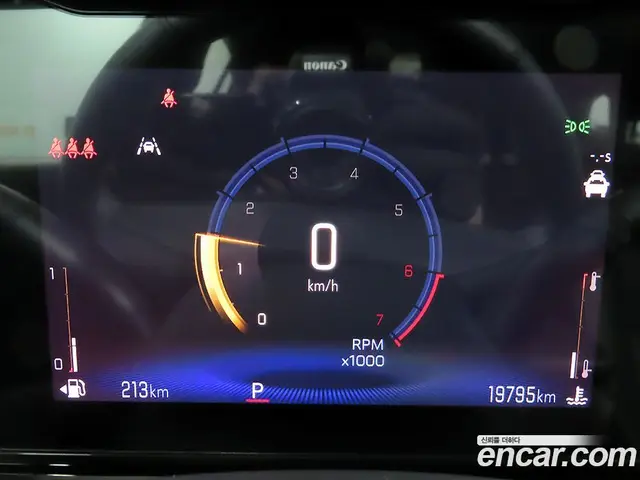 Chevrolet Trax 2023 1.2 автомат (гидро), миниатюра 8