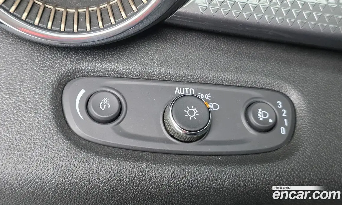 Chevrolet Trax 2023 1.2 автомат (гидро), фото 19