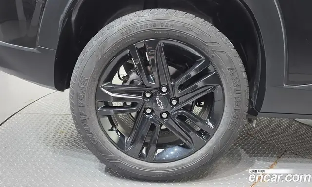 Chevrolet Trax 2023 1.2 автомат (гидро), миниатюра 5