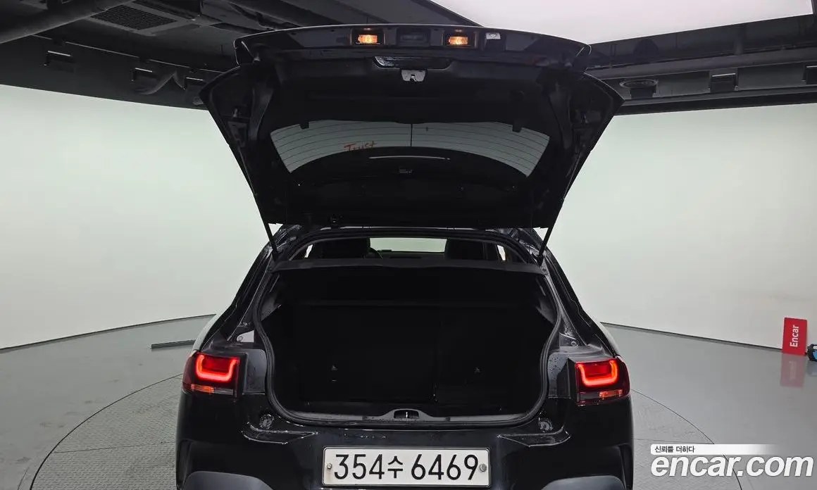 Citroen C4 Cactus 2018 1.6 автомат (гидро), фото 26 Citroen C4 Cactus 2018 1.6 автомат (гидро), фото 26