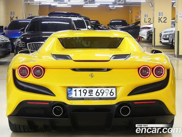 Ferrari F8 2021 3.9 автомат (гидро), миниатюра 5