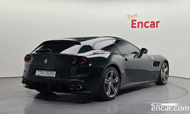 Ferrari GTC4 Lusso 2019 6.3 автомат (гидро), миниатюра 2