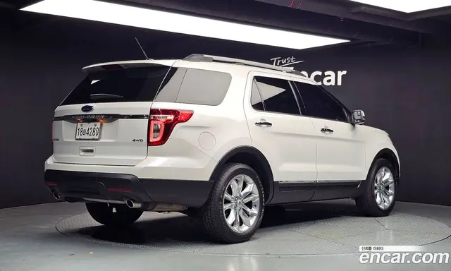 Ford Explorer 2012 3.5 автомат (гидро), миниатюра 2