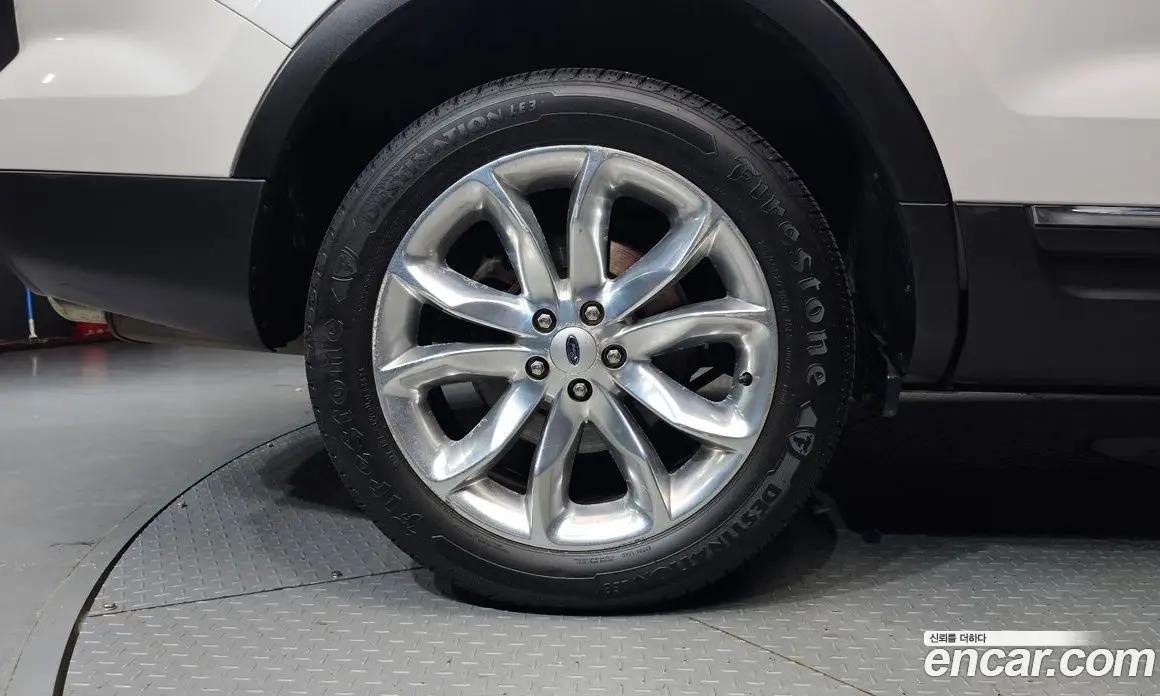 Ford Explorer 2012 3.5 автомат (гидро), фото 5
