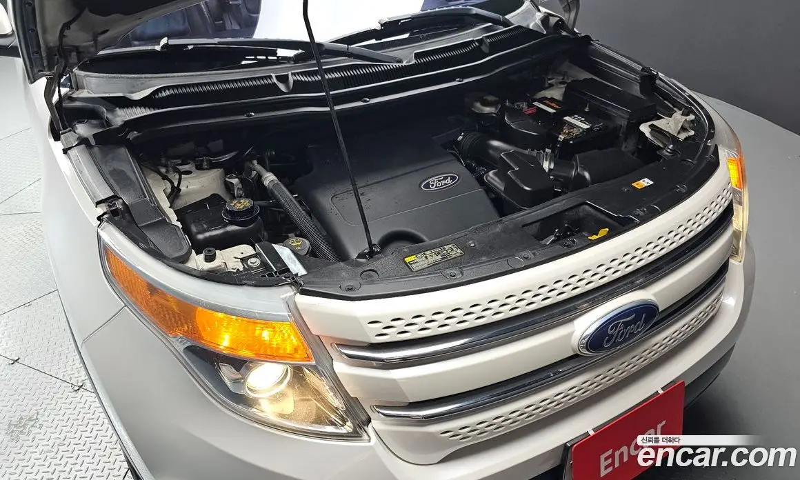 Ford Explorer 2012 3.5 автомат (гидро), фото 6