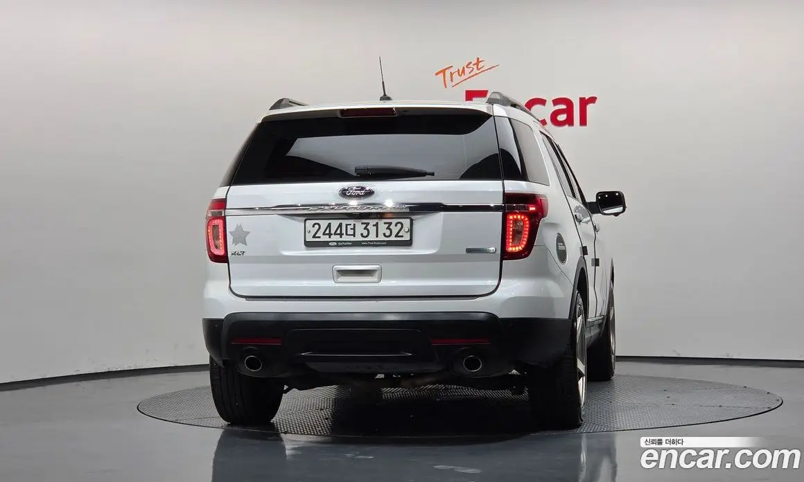 Ford Explorer 2013 2.0 автомат (гидро), фото 4