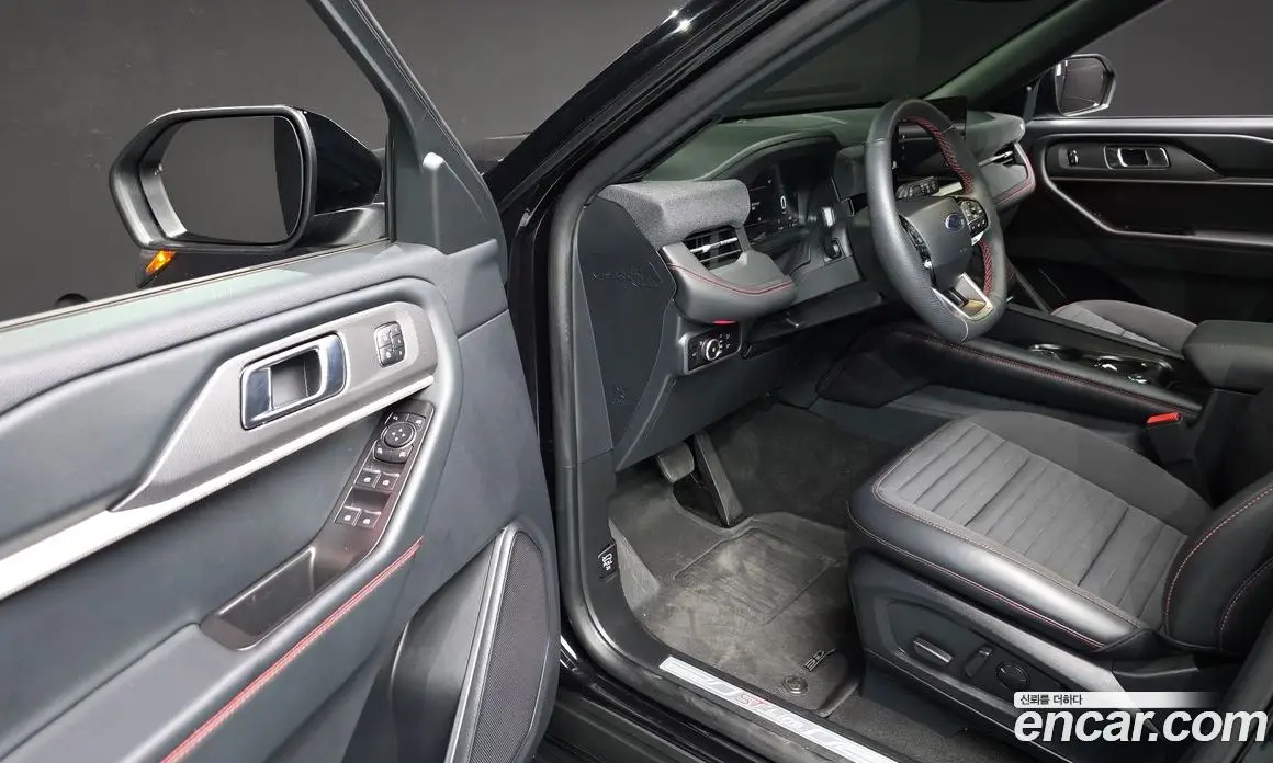 Ford Explorer 2025 2.3 автомат (гидро), фото 28