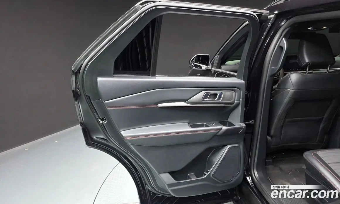 Ford Explorer 2025 2.3 автомат (гидро), фото 30