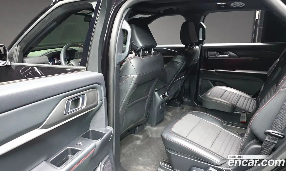 Ford Explorer 2025 2.3 автомат (гидро), фото 33