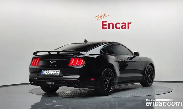 Ford Mustang 2020 2.3 автомат (гидро), миниатюра 2