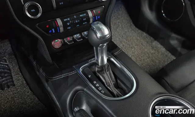 Ford Mustang 2020 2.3 автомат (гидро), миниатюра 12