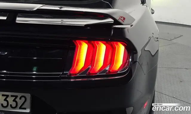 Ford Mustang 2020 2.3 автомат (гидро), миниатюра 9