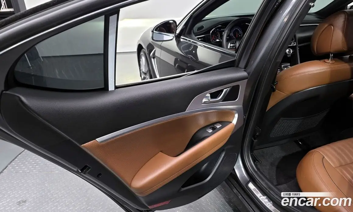 Genesis G70 2019 2.0 автомат (гидро), фото 14