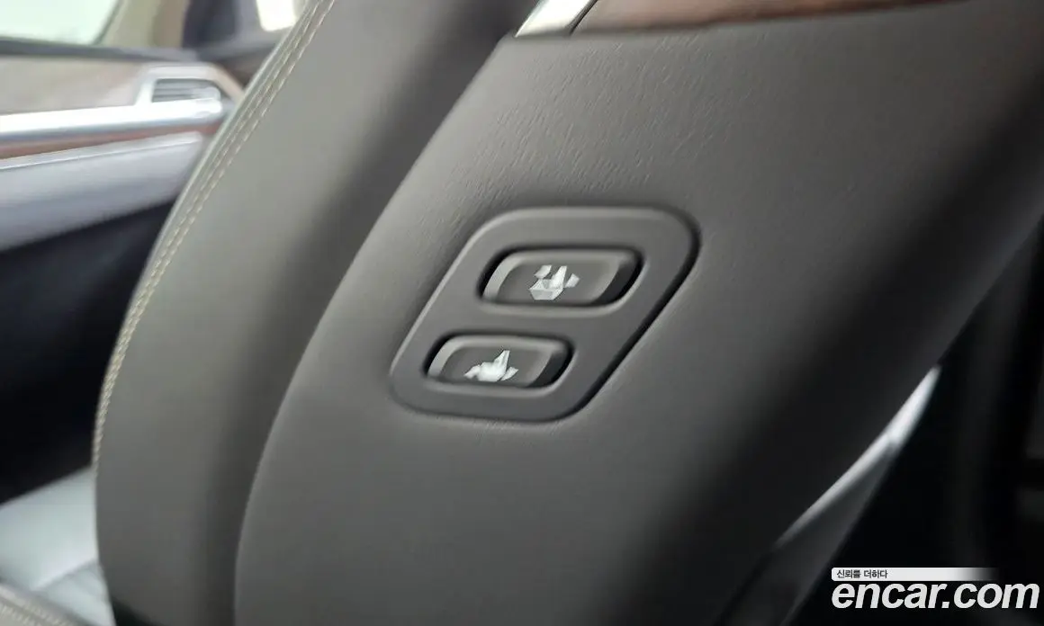 Genesis G90 2021 3.8 автомат (гидро), фото 17