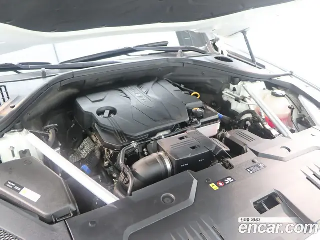 Genesis GV70 2022 2.5 автомат (гидро), миниатюра 8