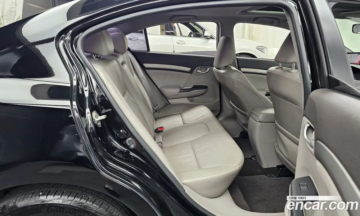 Honda Civic 2012 1.8 автомат (гидро), фото 12