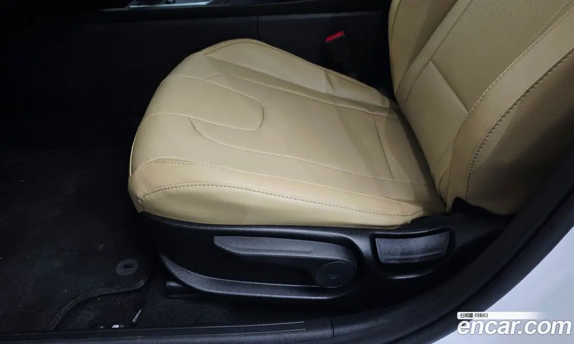 Hyundai Avante 2021 1.6 автомат (гидро), фото 30